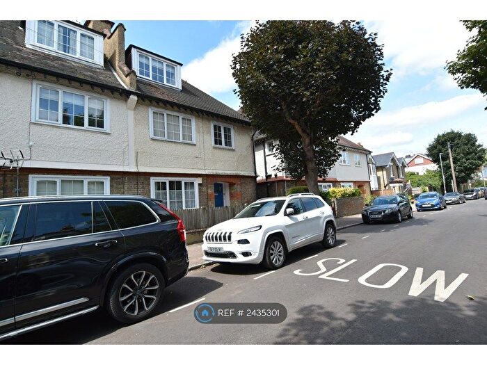 1 Bedroom Flat To Rent In Amerland Road, London, SW18