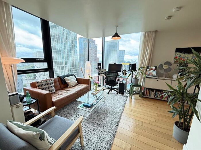 1 Bedroom Apartment For Sale In New Islington, Great Ancoats Street, Manchester, M4