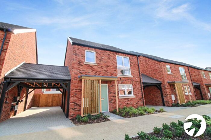 4 Bedroom Detached House To Rent In Ragstone Avenue, Alkerden, Ebbsfleet Valley, Swanscombe, DA10