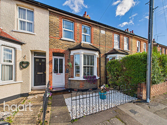 3 Bedroom Terraced House For Sale In Douglas Road, Hornchurch, RM11