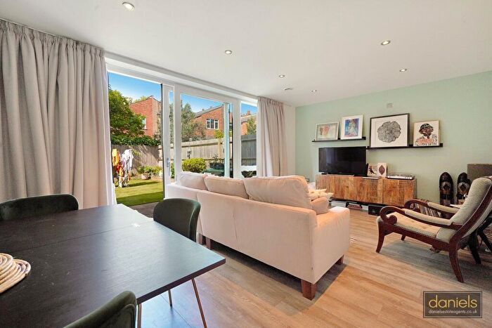 3 Bedroom Terraced House To Rent In Reservoir Way, Willesden, London, NW10