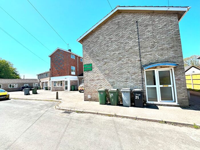 2 Bedroom Flat To Rent In Lingwood Gardens, Lingwood, NR13