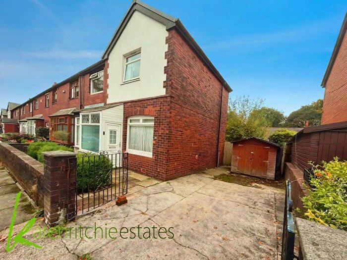 3 Bedroom Semi-Detached House For Sale In Hollywood Road, Smithills, BL1