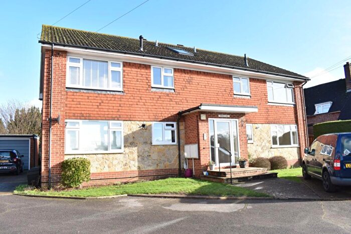 2 Bedroom Flat For Sale In Albert Road, Berkeley Court Albert Road, KT21