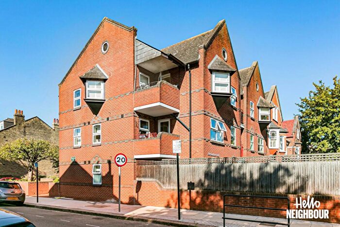 1 Bedroom Apartment To Rent In Bedford Hill, London, SW12