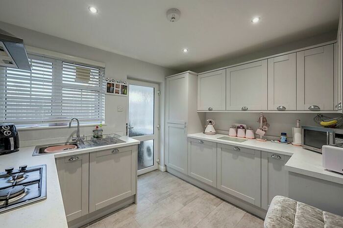 2 Bedroom Bungalow To Rent In Milton Street, Maltby, Rotherham, S66