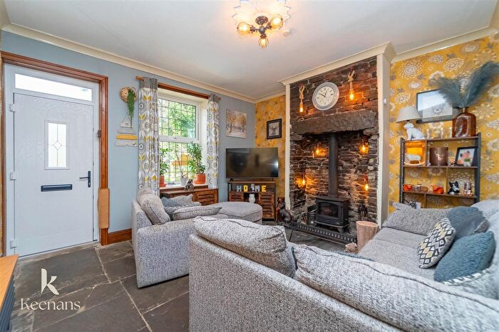 2 Bedroom End Terrace House For Sale In Cross Street, Rossendale, BB4