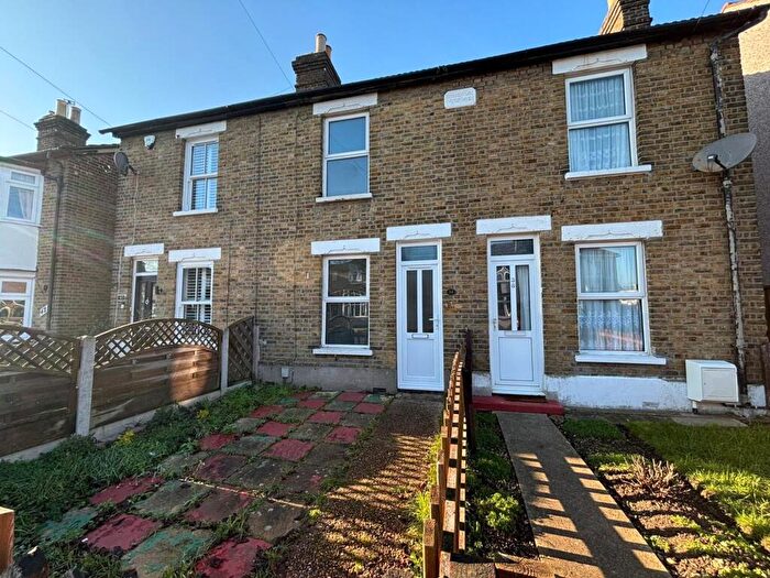 2 Bedroom Terraced House To Rent In Salisbury Road, Romford, RM2