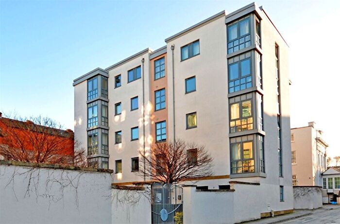 2 Bedroom Flat To Rent In Imperial Lane, Cheltenham, GL50