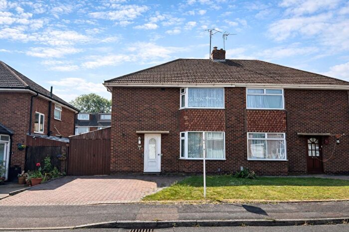 3 Bedroom Semi Detached House For Sale In Hurcombe Way, Brockworth, GL3