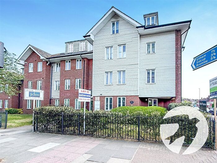 3 Bedroom Flat For Sale In Well Hall Road, London, SE9