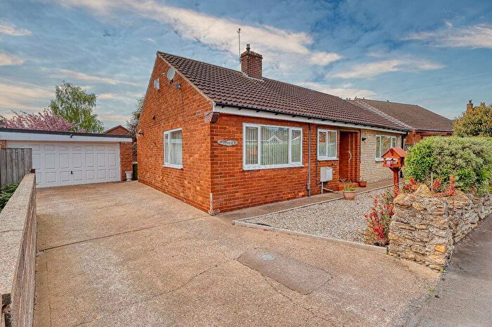 3 Bedroom Bungalow For Sale In Hurst Lane, Scunthorpe, Lincolnshire, DN17