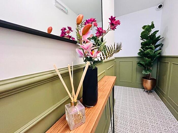 Studio To Rent In High Street, Sittingbourne, ME10