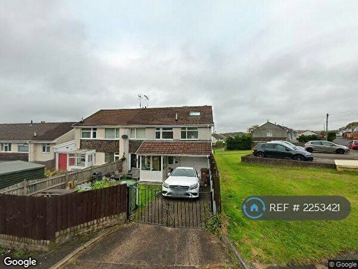 5 Bedroom Semi-Detached House To Rent In St. Annes Gardens, Maesycwmmer, Hengoed, CF82