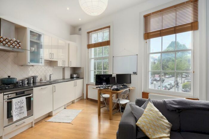 1 Bedroom Flat To Rent In Northchurch Road, London, N1
