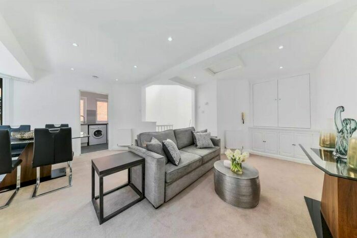 2 Bedroom Detached House To Rent In Romney Mews, London, W1U