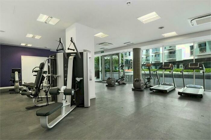 2 Bedroom Apartment To Rent In Tennyson Apartments, Saffron Central Square, Croydon, CR0