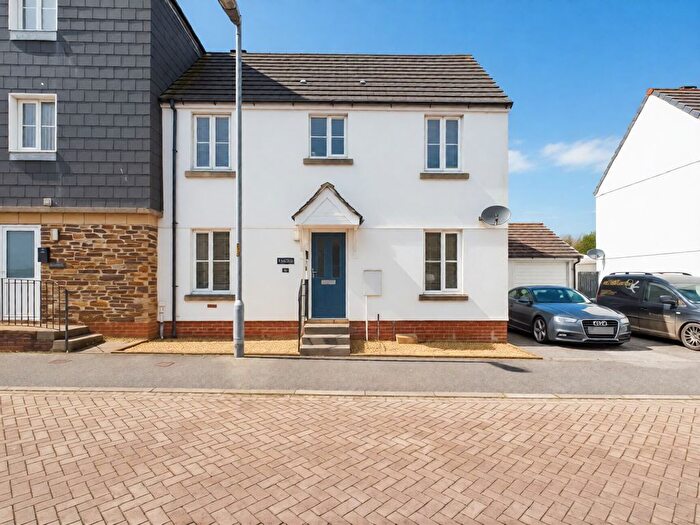 3 Bedroom Property To Rent In Poltair Meadow, Penryn, Well Presented Home, TR10