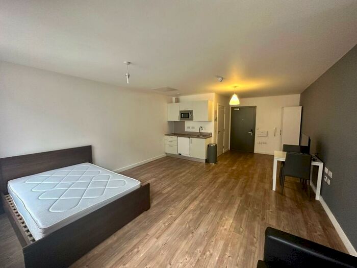 Studio To Rent In Moorfields, Liverpool, L2