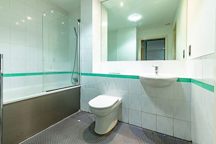 2 Bedroom Flat To Rent In Hanley House, Hanley Street, Nottingham, NG1