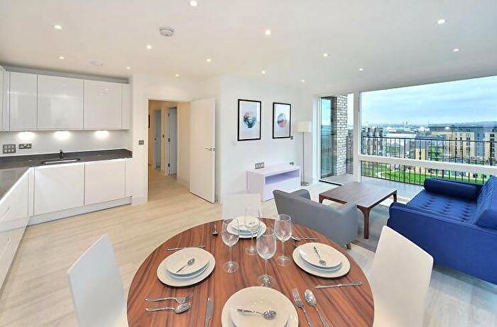 2 Bedroom Apartment To Rent In The Penthouse, Abbotsford Court, Lakeside Drive, Park Royal, London, NW10