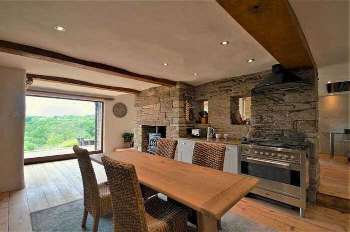 2 Bedroom Semi-Detached House For Sale In Townscliffe Lane, Marple Bridge, Stockport, SK6