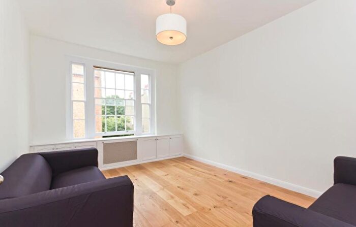 1 Bedroom Apartment To Rent In Circus Road, St John's Wood, London, NW8