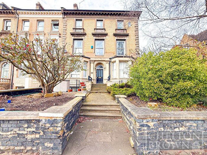 2 Bedroom Flat For Sale In Billing Road, Northampton, Northamptonshire, NN1