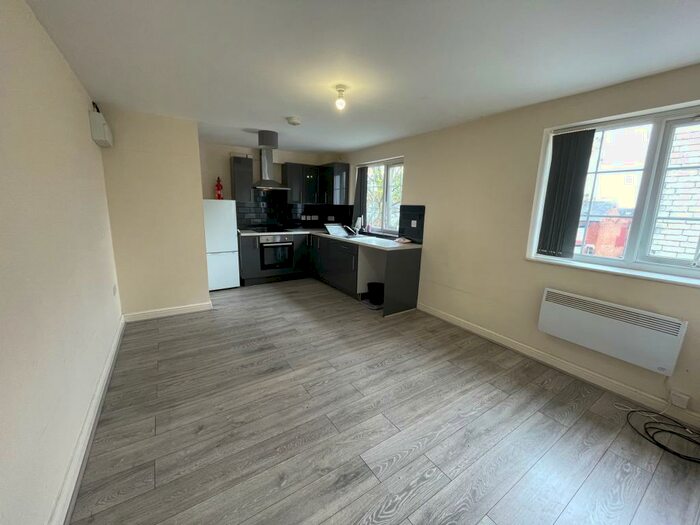 1 Bedroom Apartment To Rent In Narborough Road, Leicester, LE3