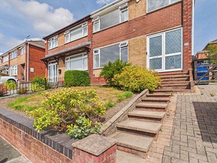 3 Bedroom Semi-Detached House To Rent In Moreton Close, Kidsgrove, ST7