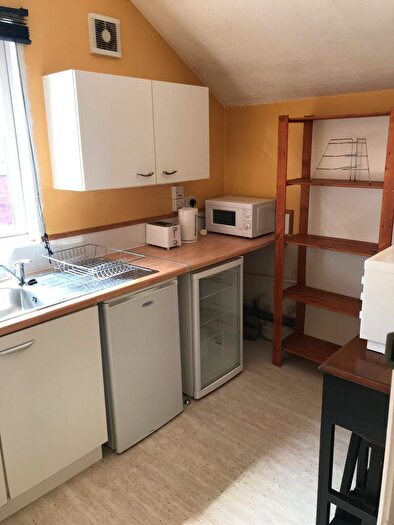 7 Bedroom Terraced House To Rent In Monks Road, - Bed, LN2