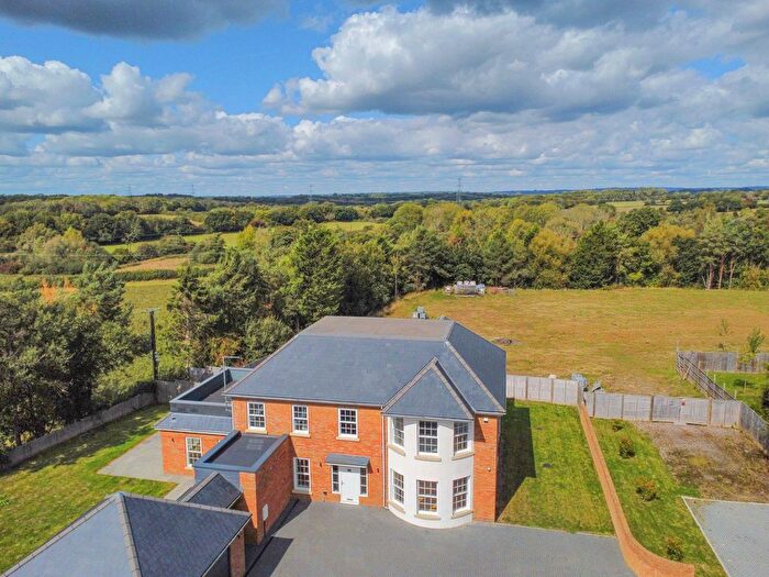4 Bedroom Detached House For Sale In Oakview Place, Worth Farm, TN22