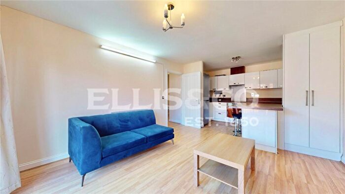 2 Bedroom Apartment To Rent In King George Crescent, Wembley, HA0