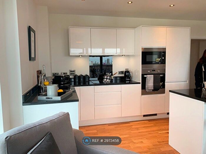 2 Bedroom Flat To Rent In Greenwich, London, SE10