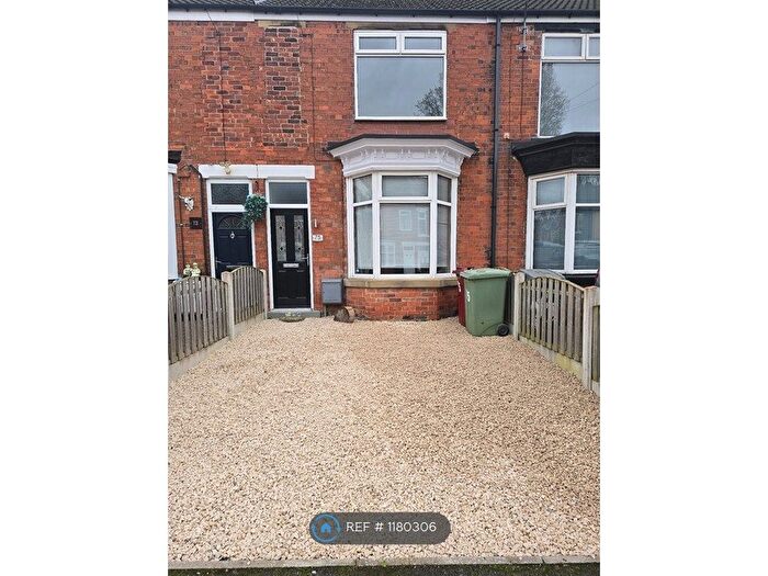 2 Bedroom Terraced House To Rent In Sutton Hall Road, Chesterfield, S44
