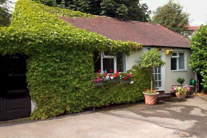 1 Bedroom Flat To Rent In Ecclesall Road South, Sheffield, S11