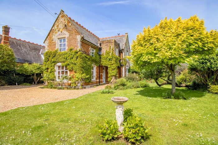 3 Bedroom Country House For Sale In Church Road, Snettisham, PE31