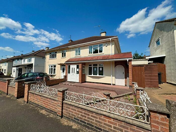 3 Bedroom Semi-Detached House To Rent In New Romney Crescent, Leicester, LE5