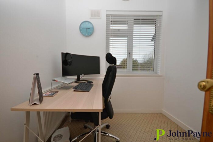 3 Bedroom Terraced House For Sale In Ruskin Close, Coundon, Coventry, CV6