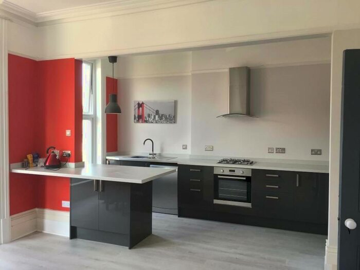 2 Bedroom Flat To Rent In Lennox Road South, Southsea, PO5