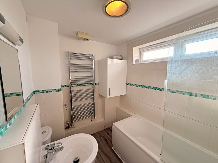 2 Bedroom Apartment To Rent In Fore Hamlet, Ipswich, IP3