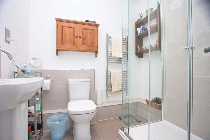 2 Bedroom Flat For Sale In Eversley Park, Folkestone, CT20