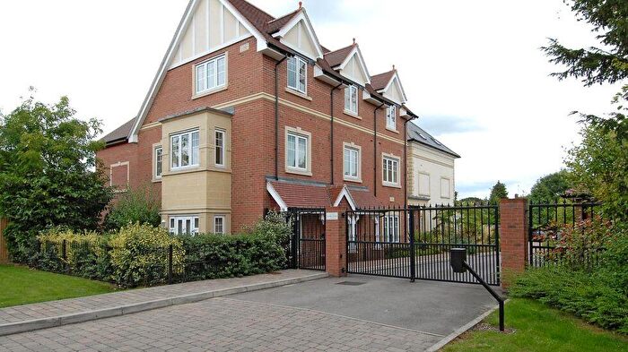 2 Bedroom Flat To Rent In Bartley Court, Station Road, Hook, RG27
