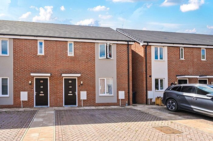 3 Bedroom End Terrace House For Sale In Caddow Close, Dereham, Norfolk, NR19