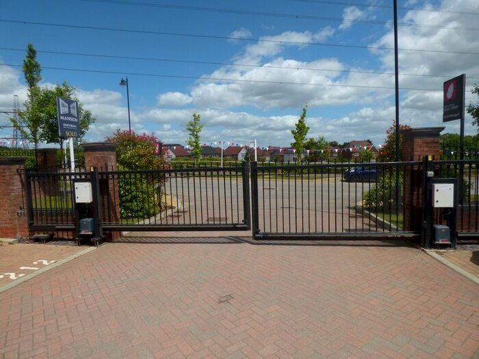 2 Bedroom Flat To Rent In Mortimer Square, Weldon Ebbsfleet Valley, Swanscombe, Kent, DA10