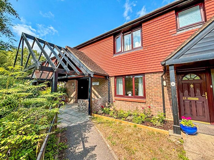 2 Bedroom Property For Sale In Market Road, Battle, TN33