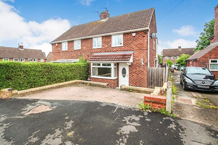 2 Bedroom Semi Detached House To Rent In Firs Avenue, Alfreton, Derbyshire, DE55