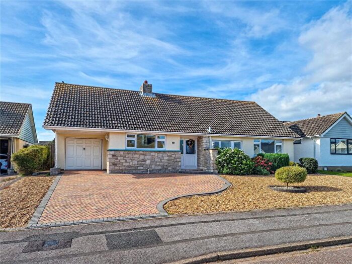 3 Bedroom Bungalow For Sale In Imber Drive, Highcliffe, Christchurch, Dorset, BH23