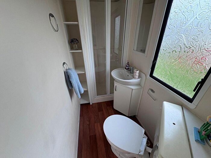 2 Bedroom Caravan For Sale In Willerby Herald Gold, Seawick Holiday Park, St Osyth, Clacton-on-Sea, Essex, CO16