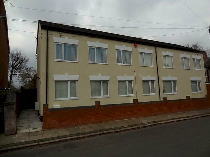 2 Bedroom Flat To Rent In Coombe Street, Coventry, CV3
